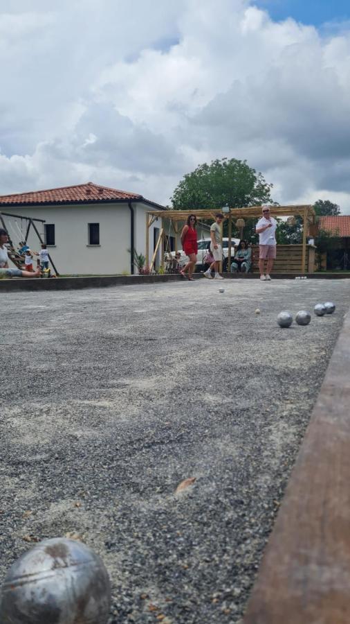 Villa Jacuzzi, Terrain De Petanque Et Aire De Jeux Vue Sur Les Pyrenees *